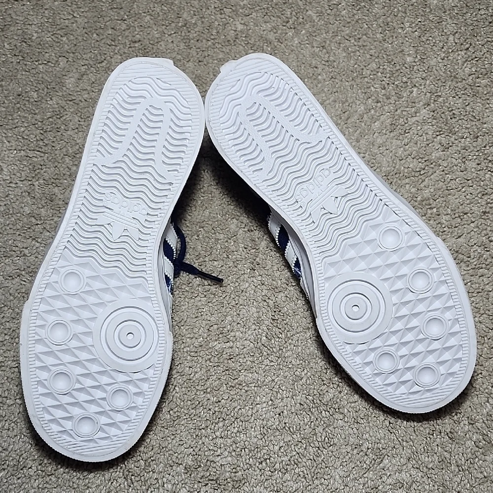 Adidas Nizza Dark Blue Sneakers with White Accents - Picture 10 of 10